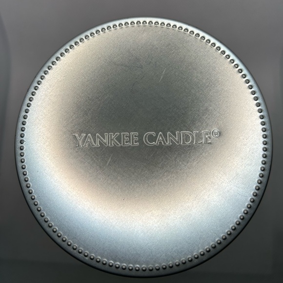 Yankee Candle Kitchen Spice Signature 2 wick scented with lid new NEVER USED - Picture 4 of 5